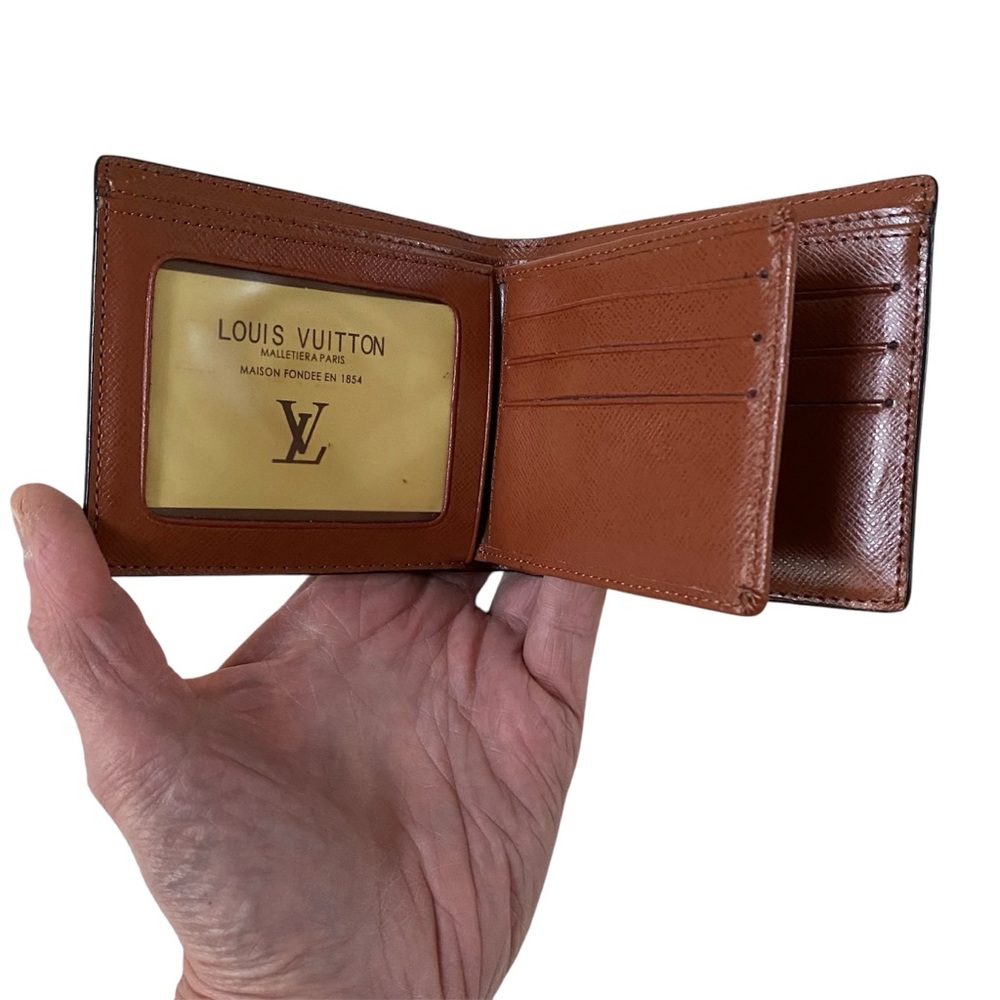 LOUIS VUITTON MEN’S RARE VINTAGE MONOGRAM WALLET NWOT - Picture 11 of 16
